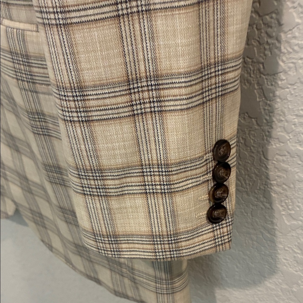 Murano Cream & Gray Plaid Men's Sport Coat - Picture 6 of 7